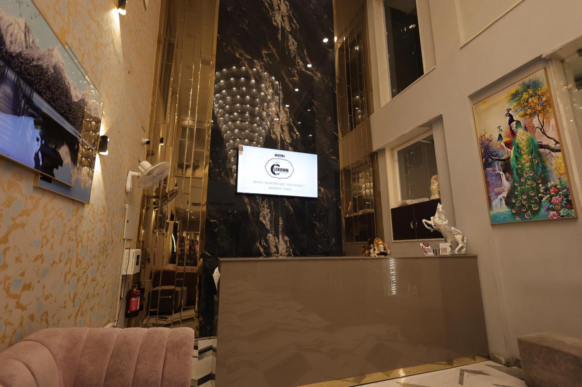 Hotel Crown Ceremonies Faridabad Exterior foto
